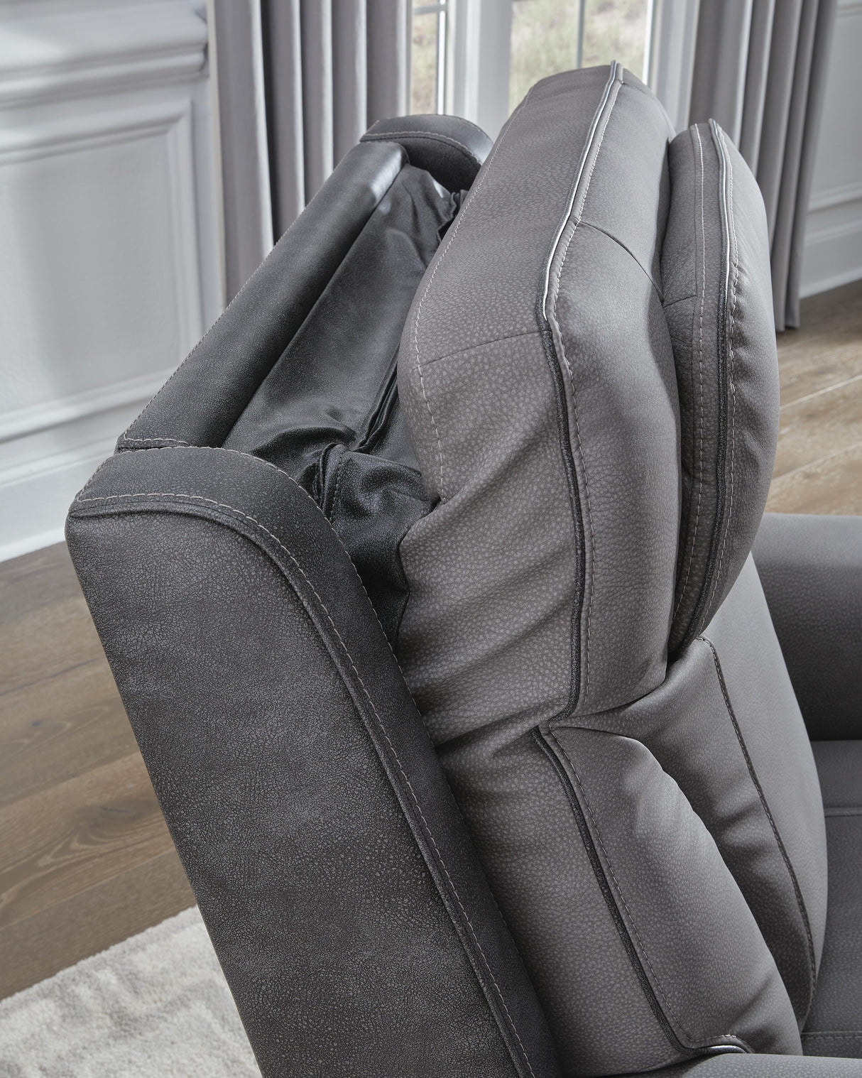 4Z-Peaceful Pause Power Lift Recliner - PC1210412
