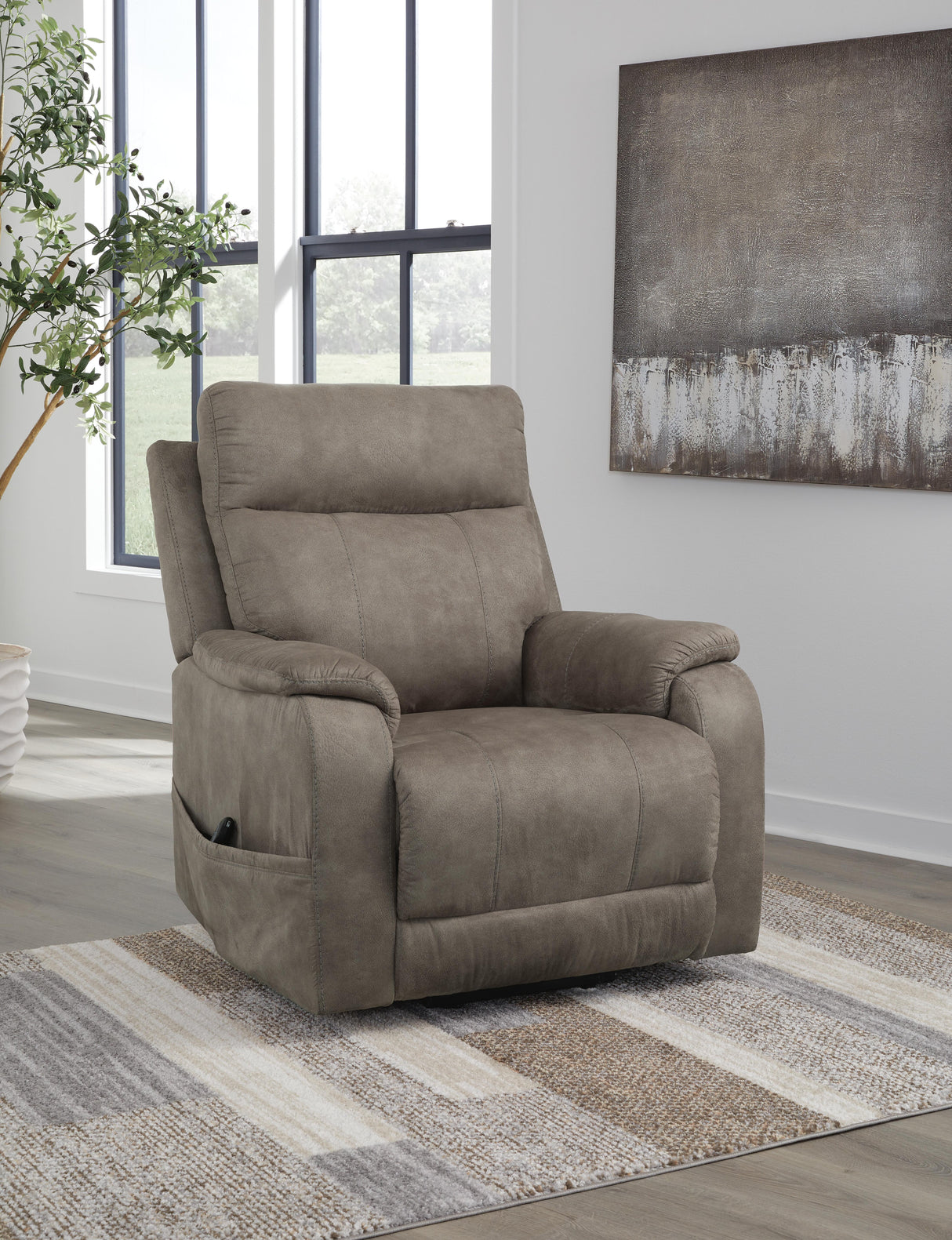 Crestmeade Power Lift Recliner - 1350312