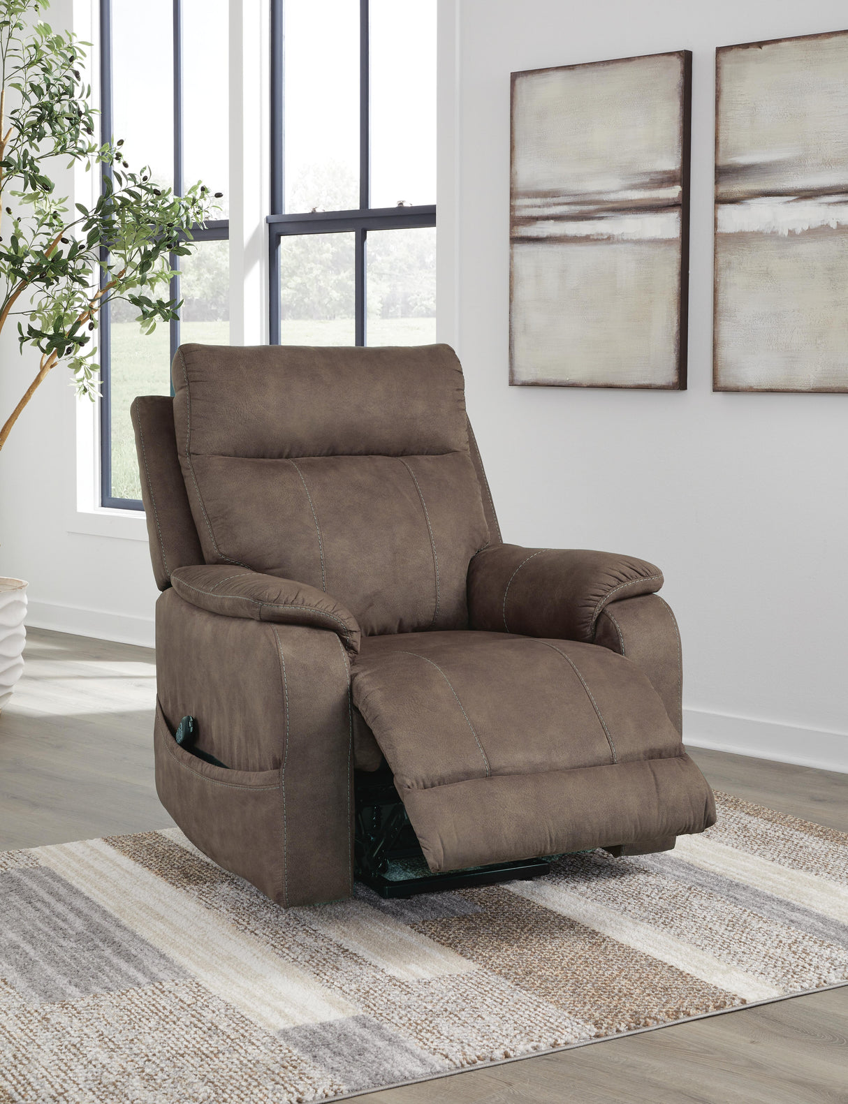 Crestmeade Power Lift Recliner - 1350412
