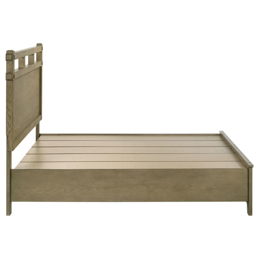 Hazlewood 59-inch Queen Panel Storage Bed Vineyard Oak - 207530Q