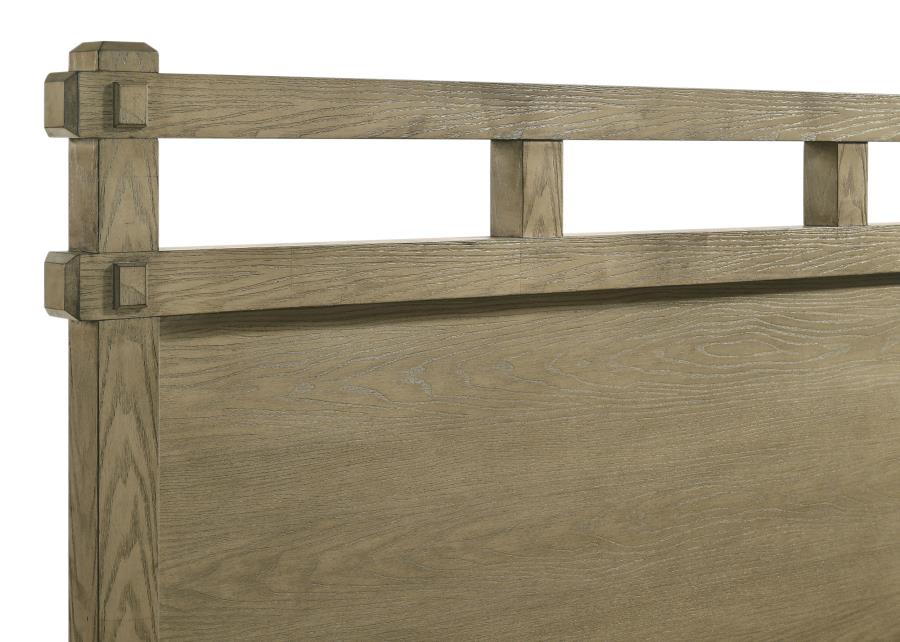 Hazlewood 59-inch Queen Panel Storage Bed Vineyard Oak - 207530Q