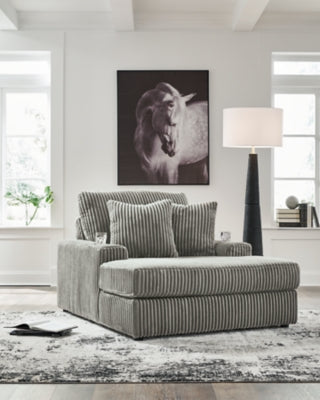 Lindyn Chaise - 2110515