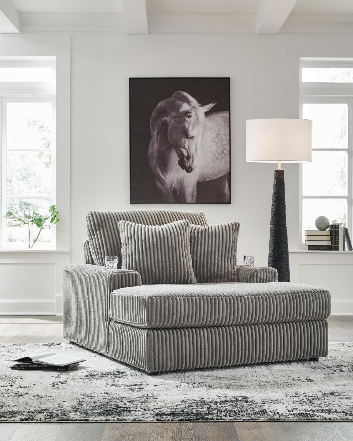 Lindyn Chaise - 2110515