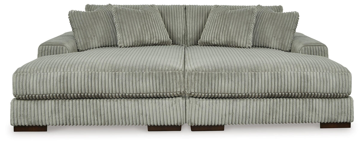 Lindyn Super Chaise - 21105S11