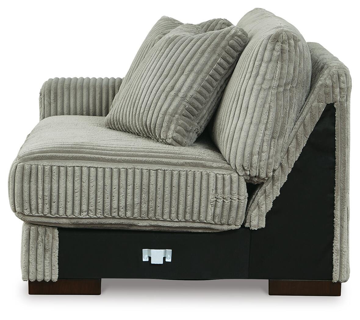 Lindyn 3-Piece Sectional and Chair - 21105U1