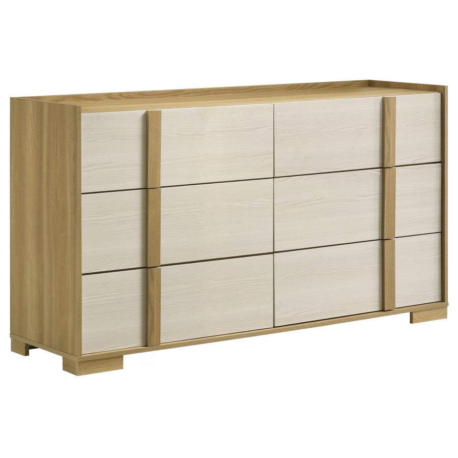 Hyland 4-piece Eastern King Bedroom Set Natural - 215651KE-S4X