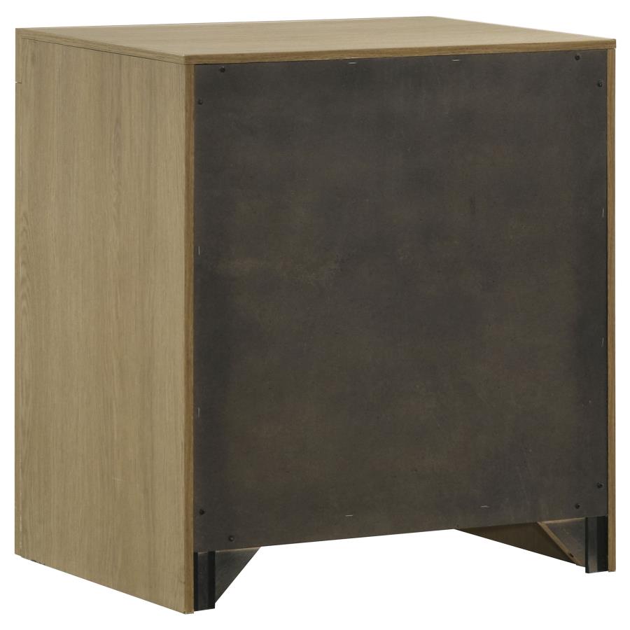 Hendricks 4-piece Queen Bedroom Set Light Oak - 222650Q-S4