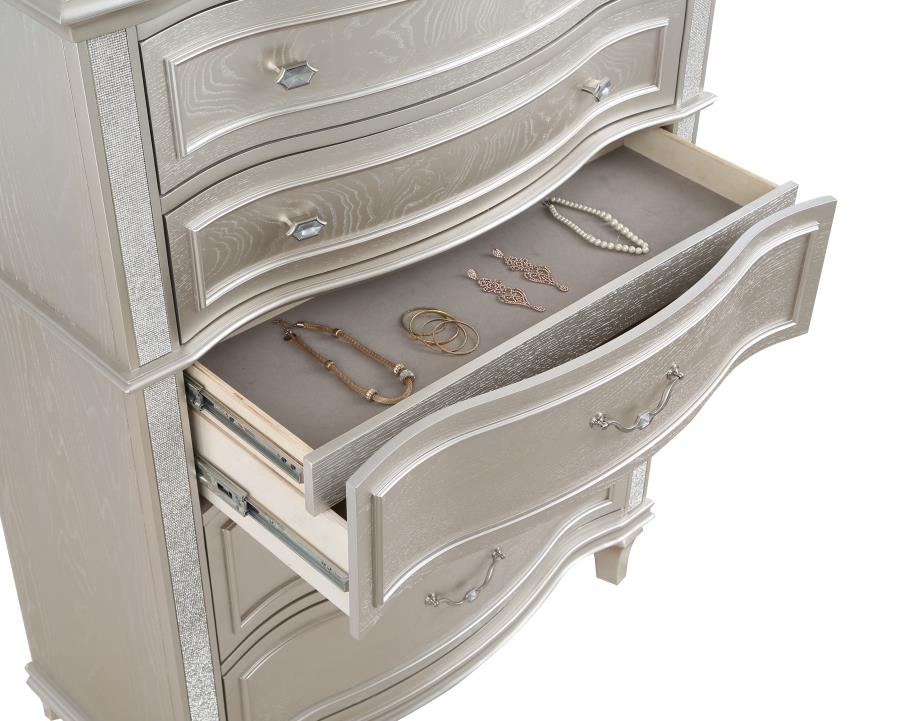 Evangeline 6-drawer Bedroom Chest Silver Oak - 223395