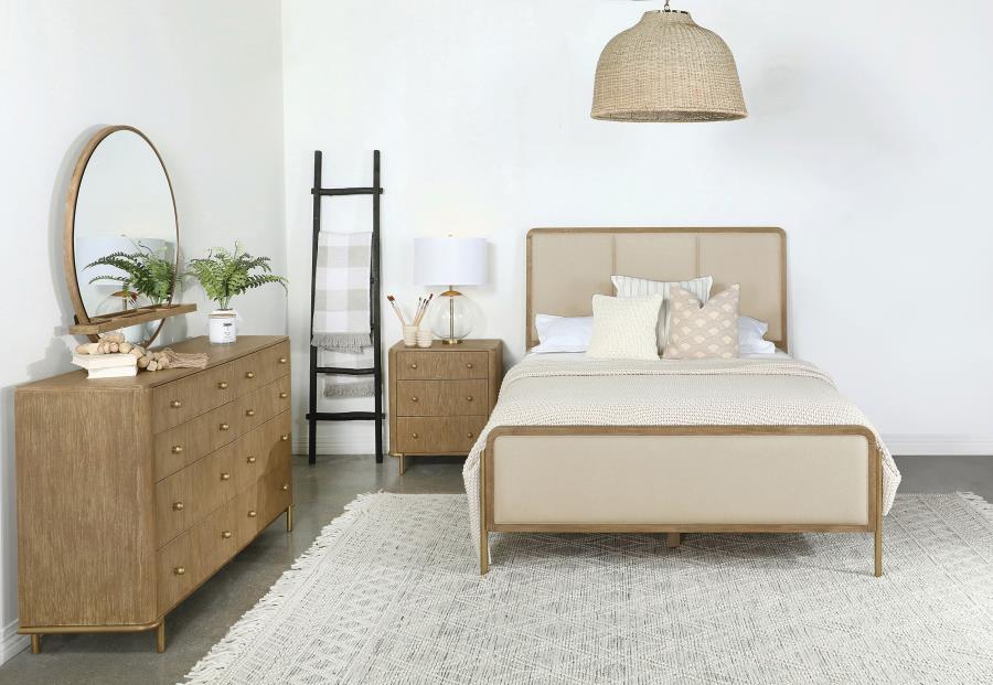 Arini 4-piece Eastern King Bedroom Set Cream and Sand Wash - 224301KECRM-S4