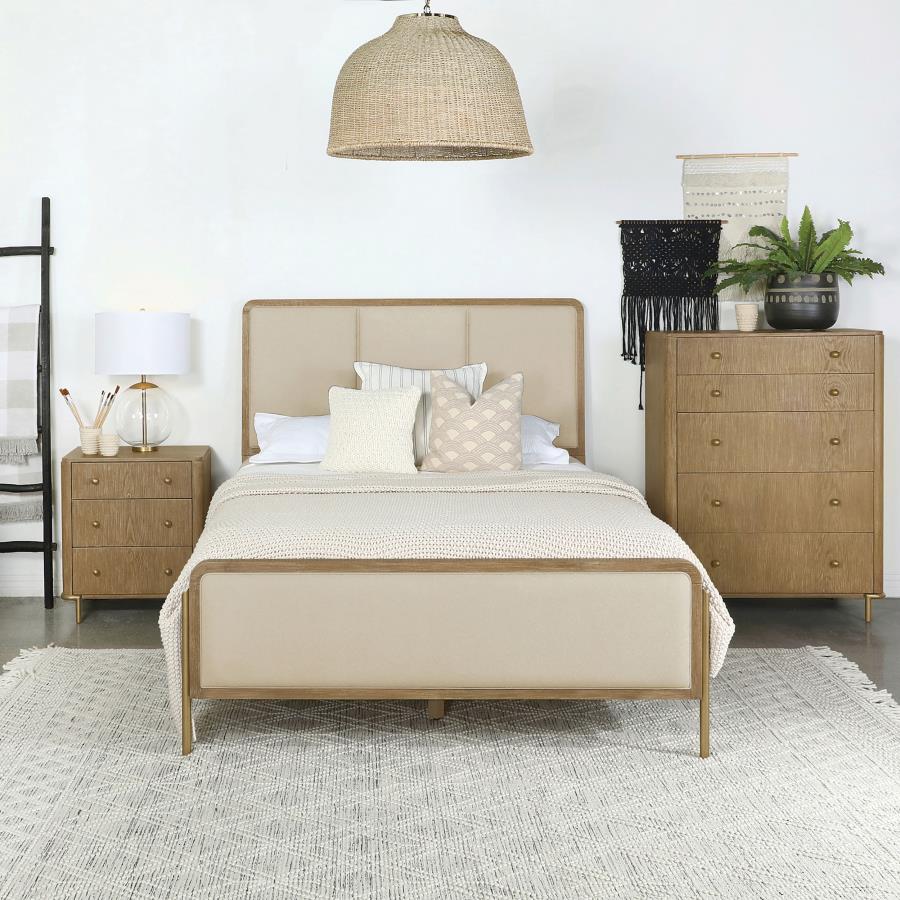 Arini 56-inch Eastern King Panel Bed Cream and Sand Wash - 224301KECRM