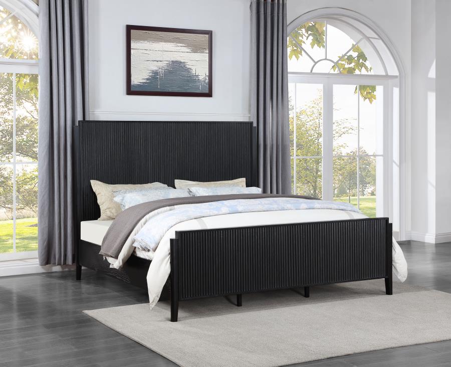 Brookmead Wood Eastern King Panel Bed Black - 224711KE