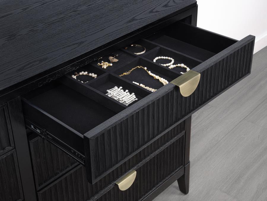 Brookmead 8-drawer Dresser Black - 224713