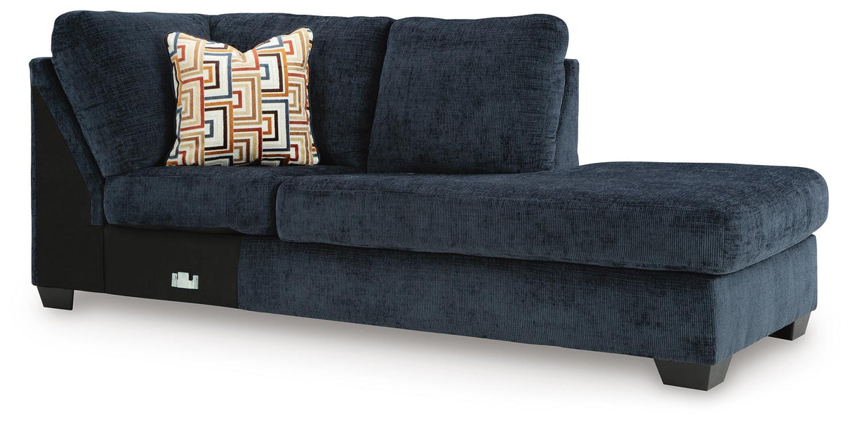 Aviemore Right-Arm Facing Corner Chaise - 2430317