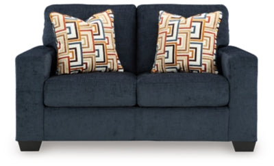 Aviemore Loveseat - 2430335