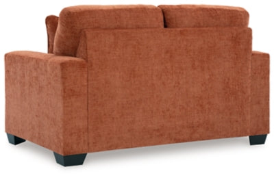 Aviemore Loveseat - 2430435