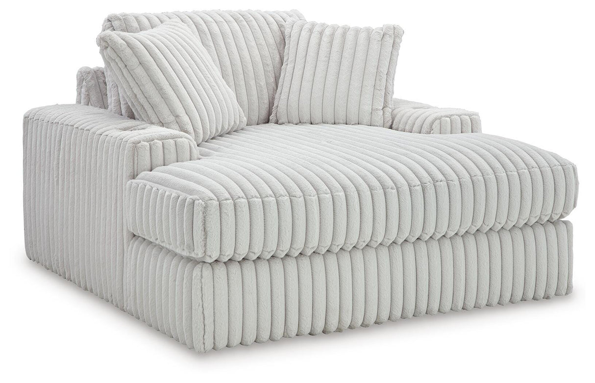 Stupendous 3-Piece Sectional and Oversized Chaise - 25903U4