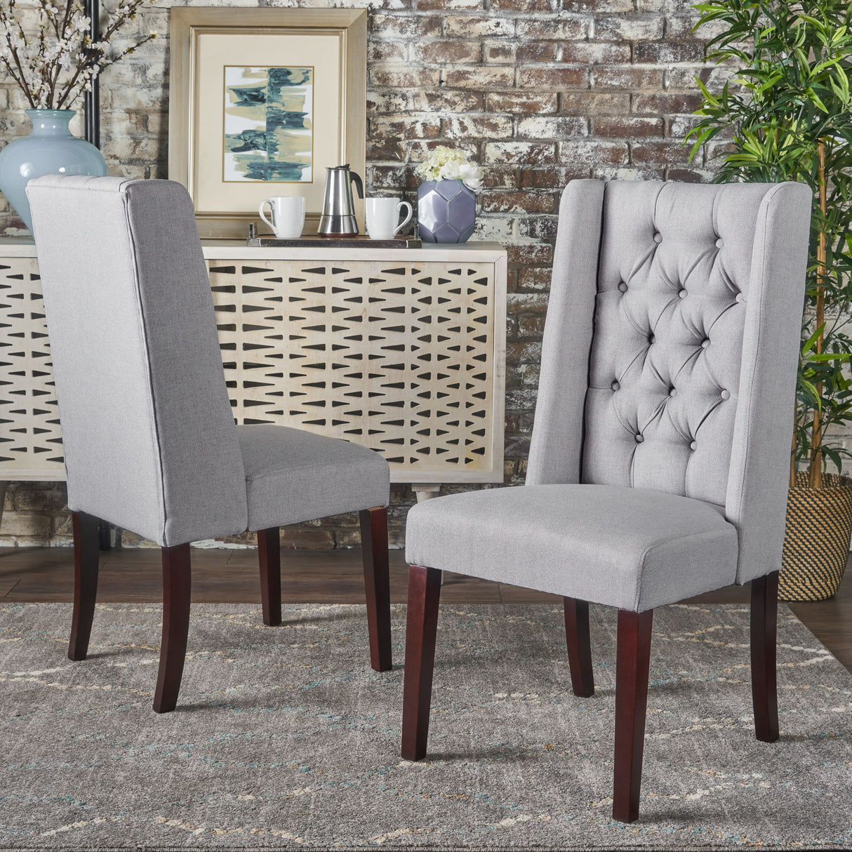 Sophisticated Tufted Dining Chair With High Back Design