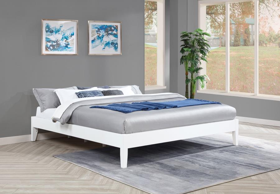 Hounslow Eastern King Universal Platform Bed White - 306128KE