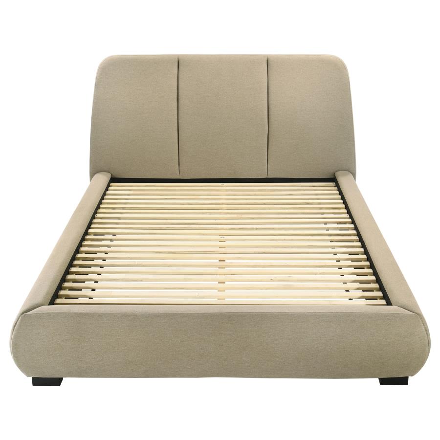 Mokena 46-inch Upholstered Queen Platform Bed Brown - 310091Q