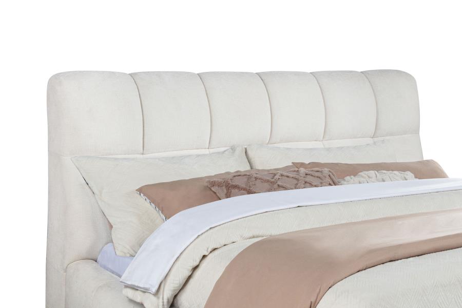 Nollet 48-inch Upholstered Eastern King Platform Bed Cream - 315917CRMKE