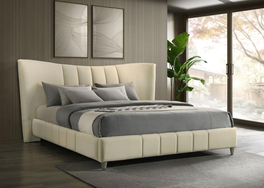 Evelyn Upholstered Eastern King Panel Platform Bed Ivory - 315956KE