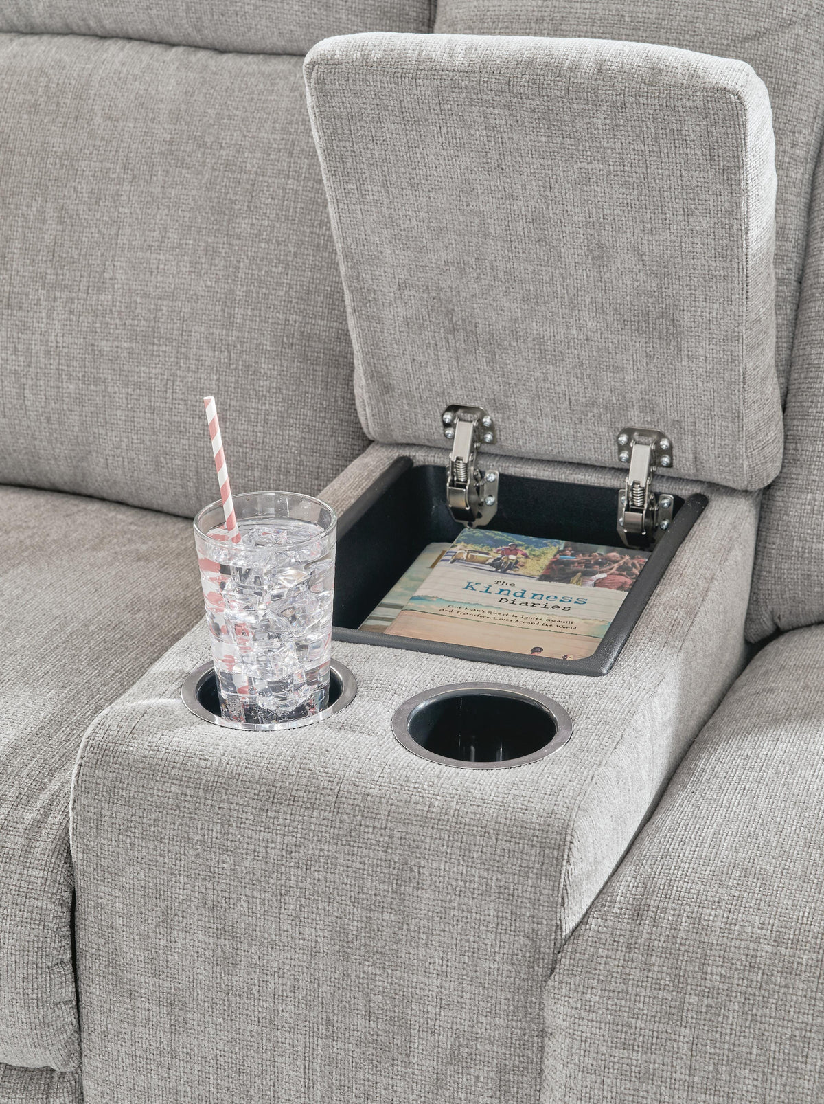 Barnsana Power Reclining Loveseat with Console - 3320196