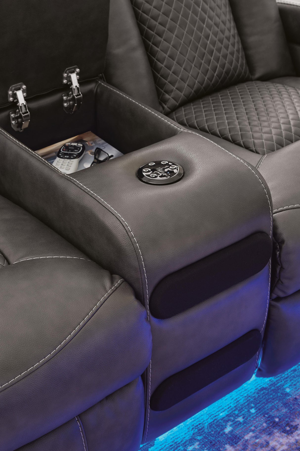 Fyne-Dyme Power Reclining Sofa and Loveseat - 36602U1