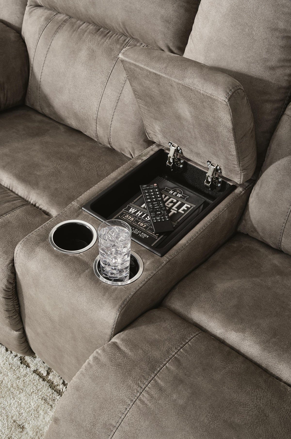 Laresview Reclining Loveseat with Console - 3720394