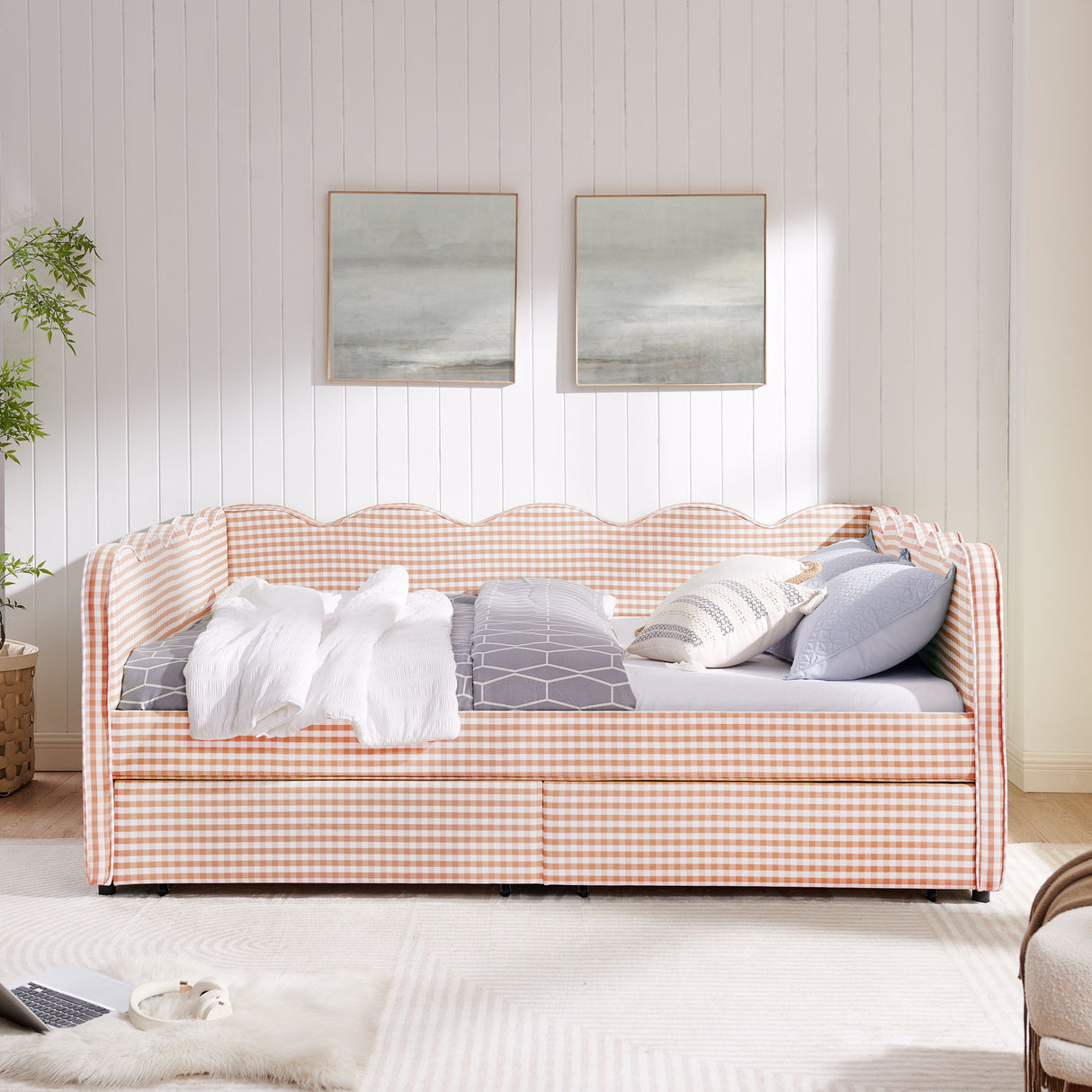 Gingham Daybed & USB Charging Port, Wave Shaped Design