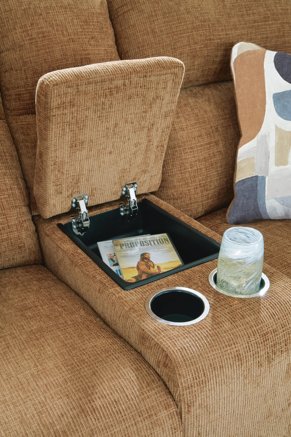 Kanlow Reclining Sofa and Loveseat - 38605U1