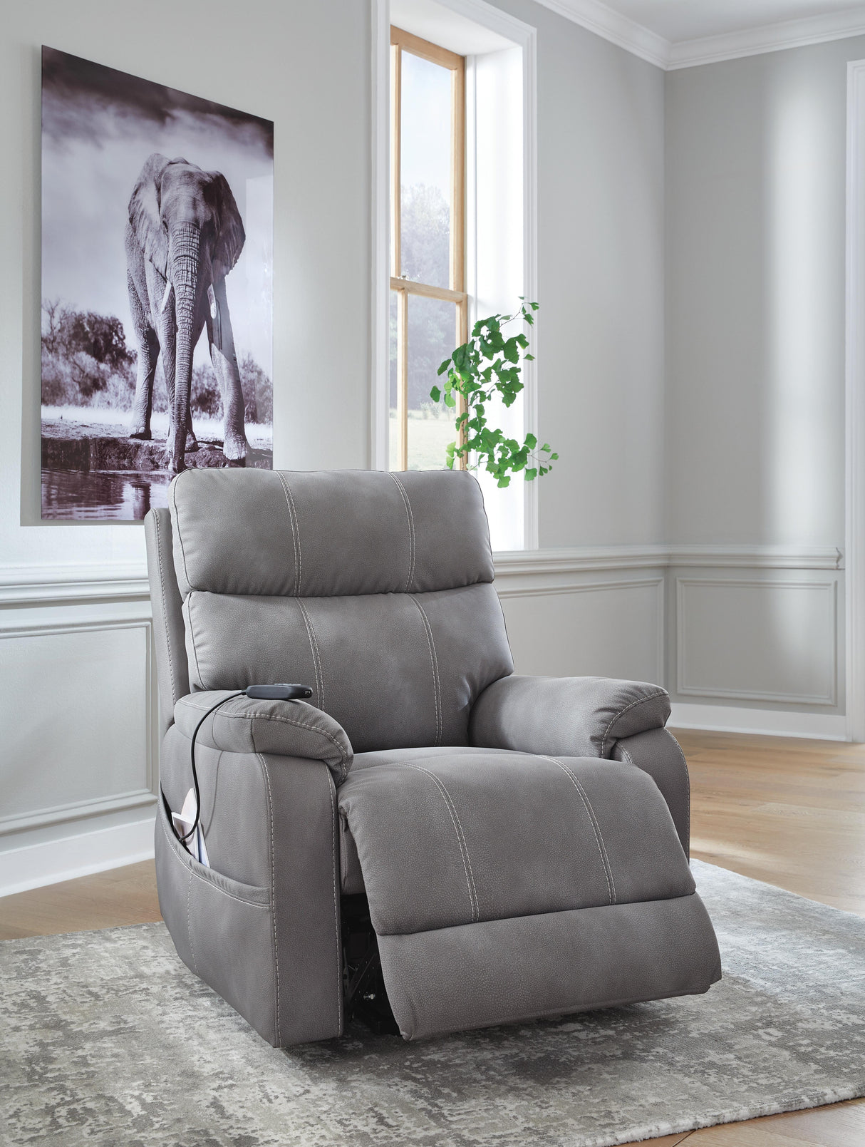 Next-Gen Durapella Power Lift Recliner - 4070812