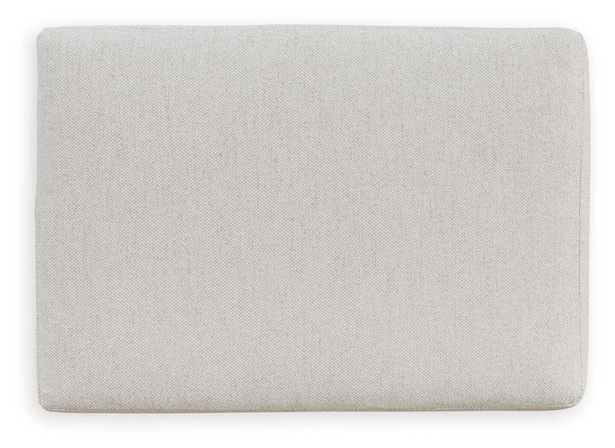 Maitelynn Ottoman - 4820214