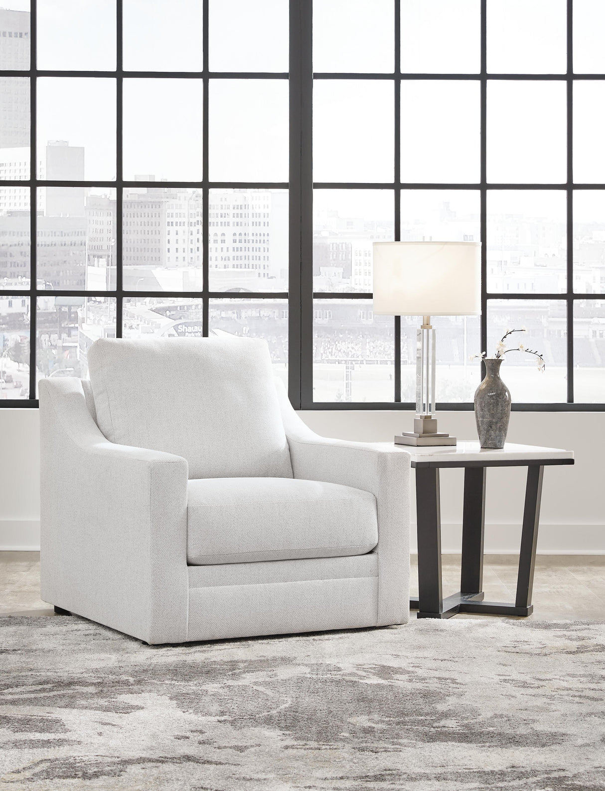 Maitelynn Chair - 4820220