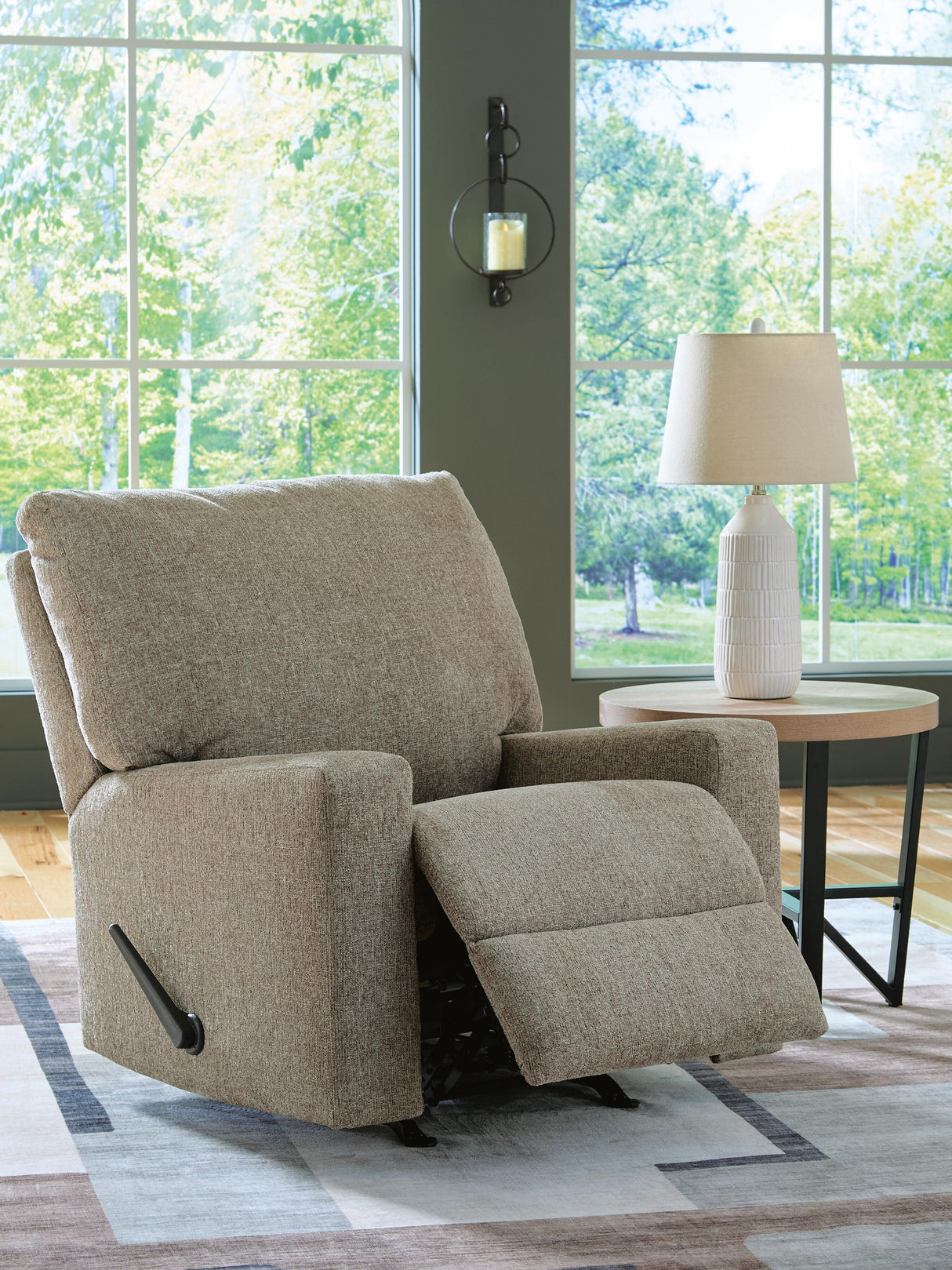 Newellen Recliner - 4840425