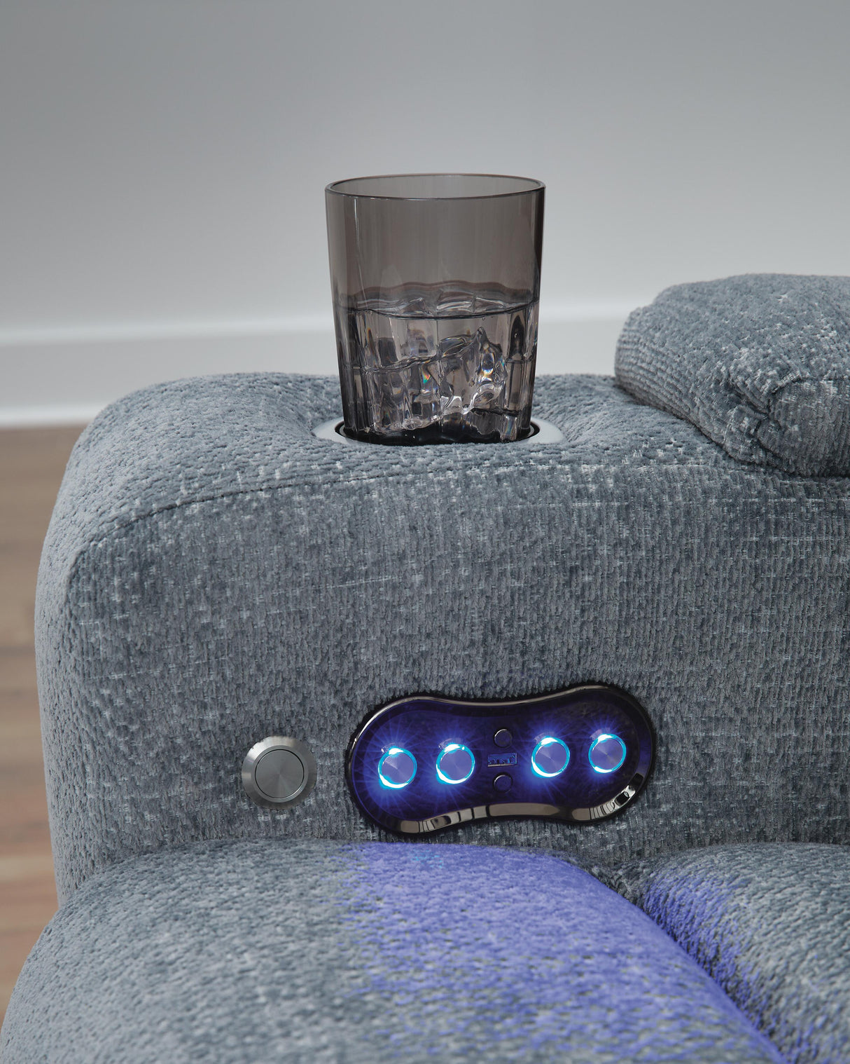 Studio Cave Power Recliner - PC4980213
