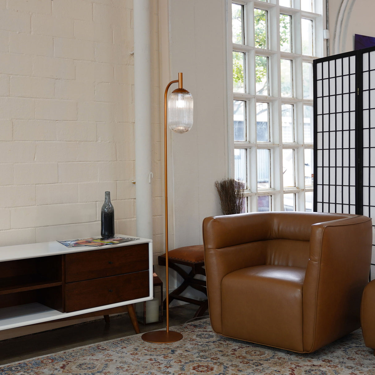 Vela - Floor Lamp - Bronze