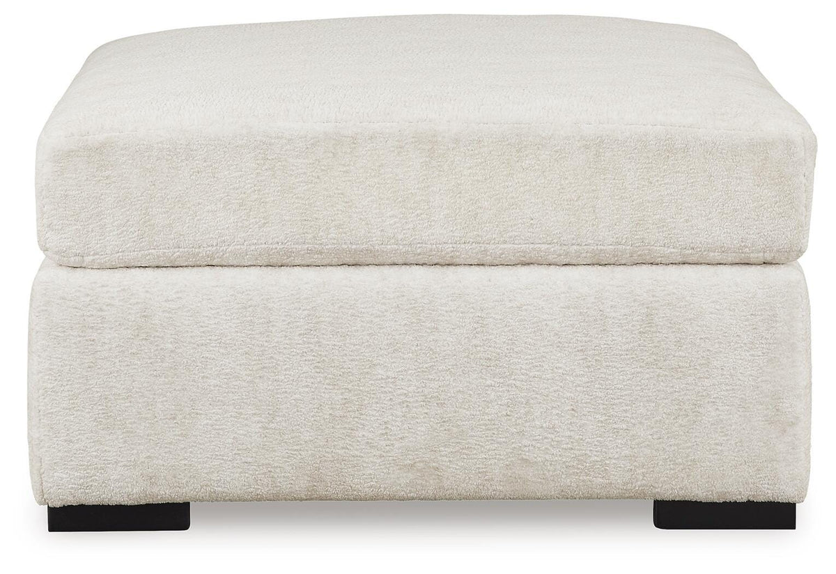 Chessington 3-Piece Sectional and Ottoman - 61904U3
