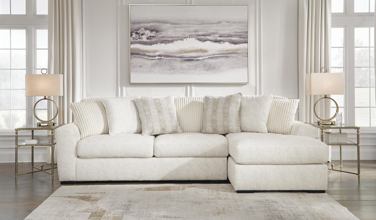Chessington 2-Piece Sectional with Chaise - 61904S2
