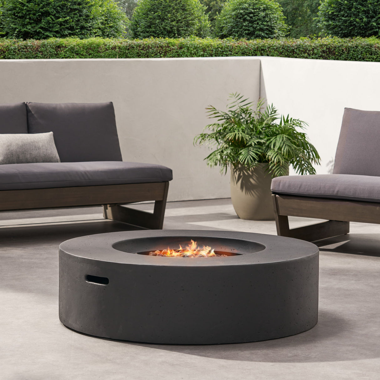 Modern Lightweight Concrete Outdoor Circular Fire Pit 50, 000 Btu