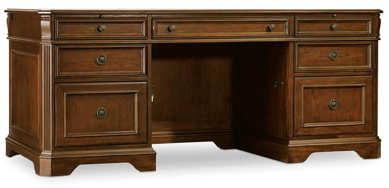 Brookhaven Executive Desk - 281-10-583