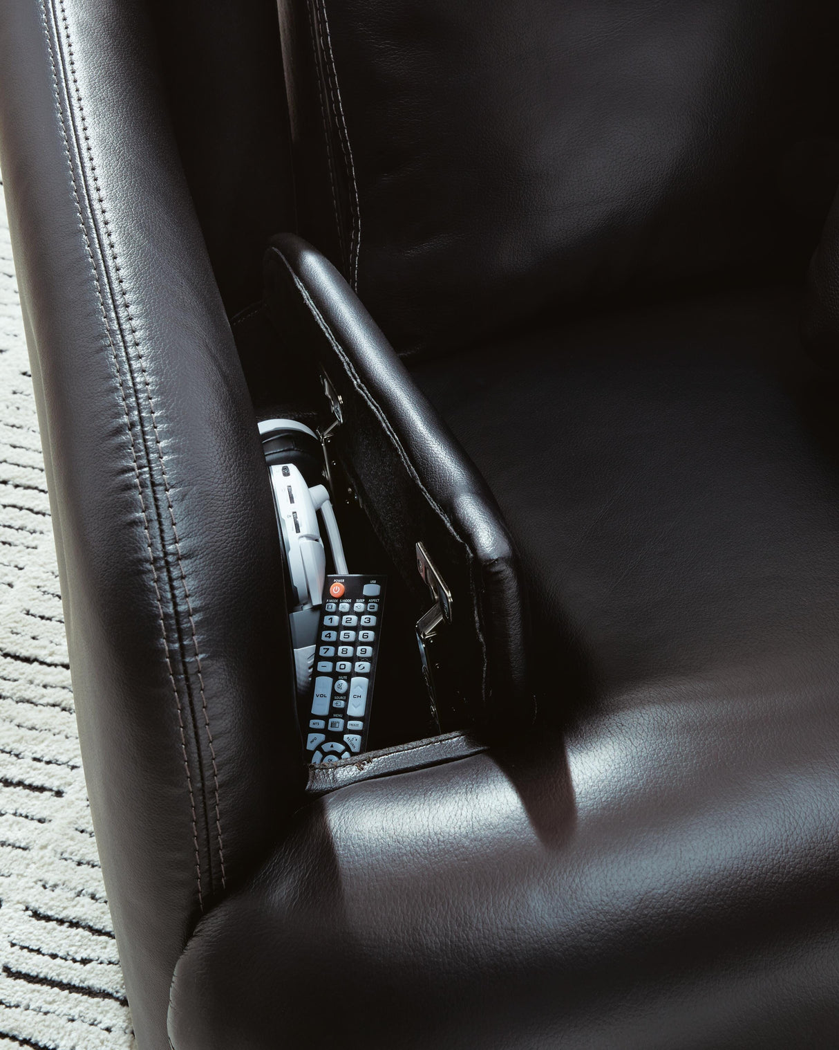 Modmax II Swivel Glider Recliner - 7430561