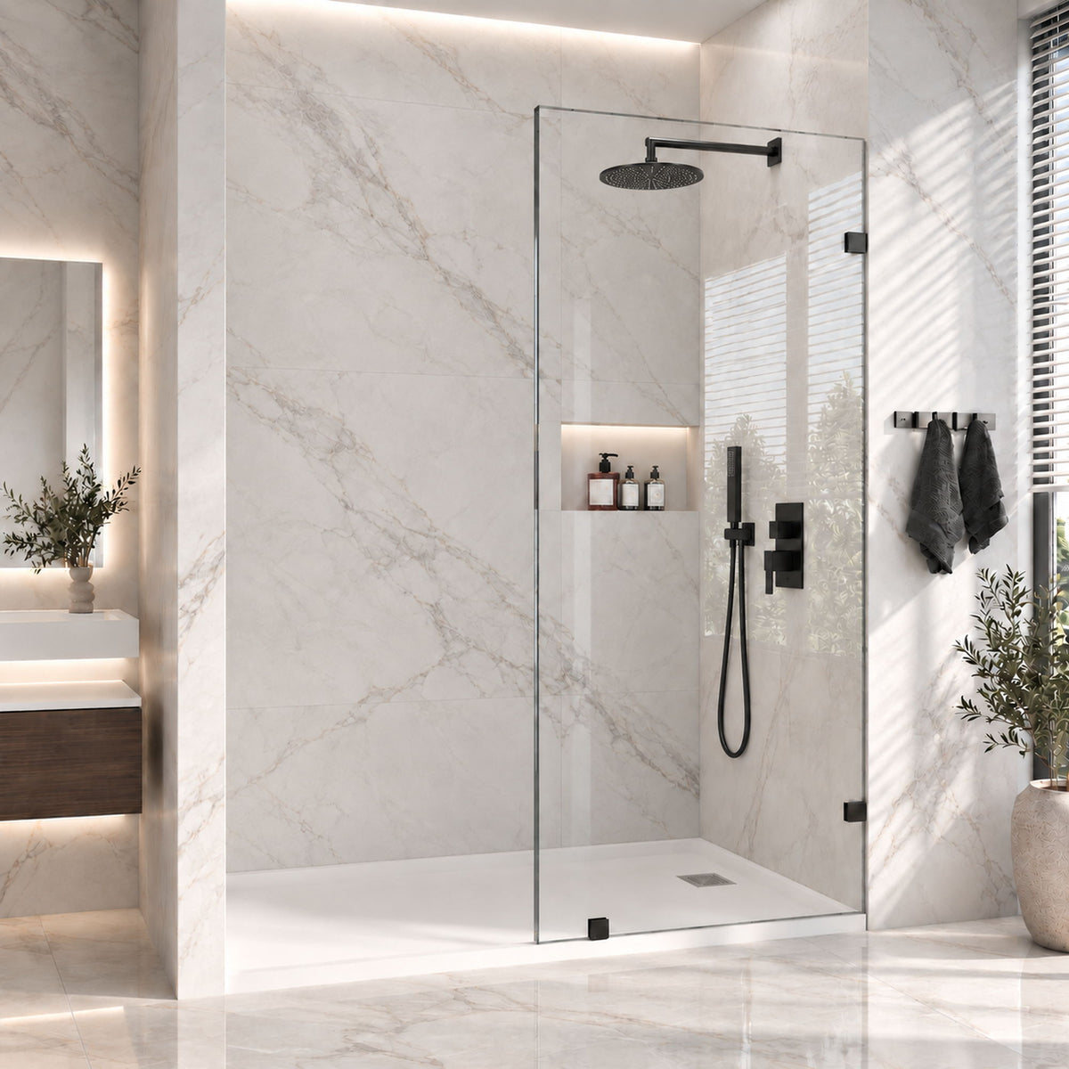 Frameless Bathtub Shower Screen, Reversible Installation