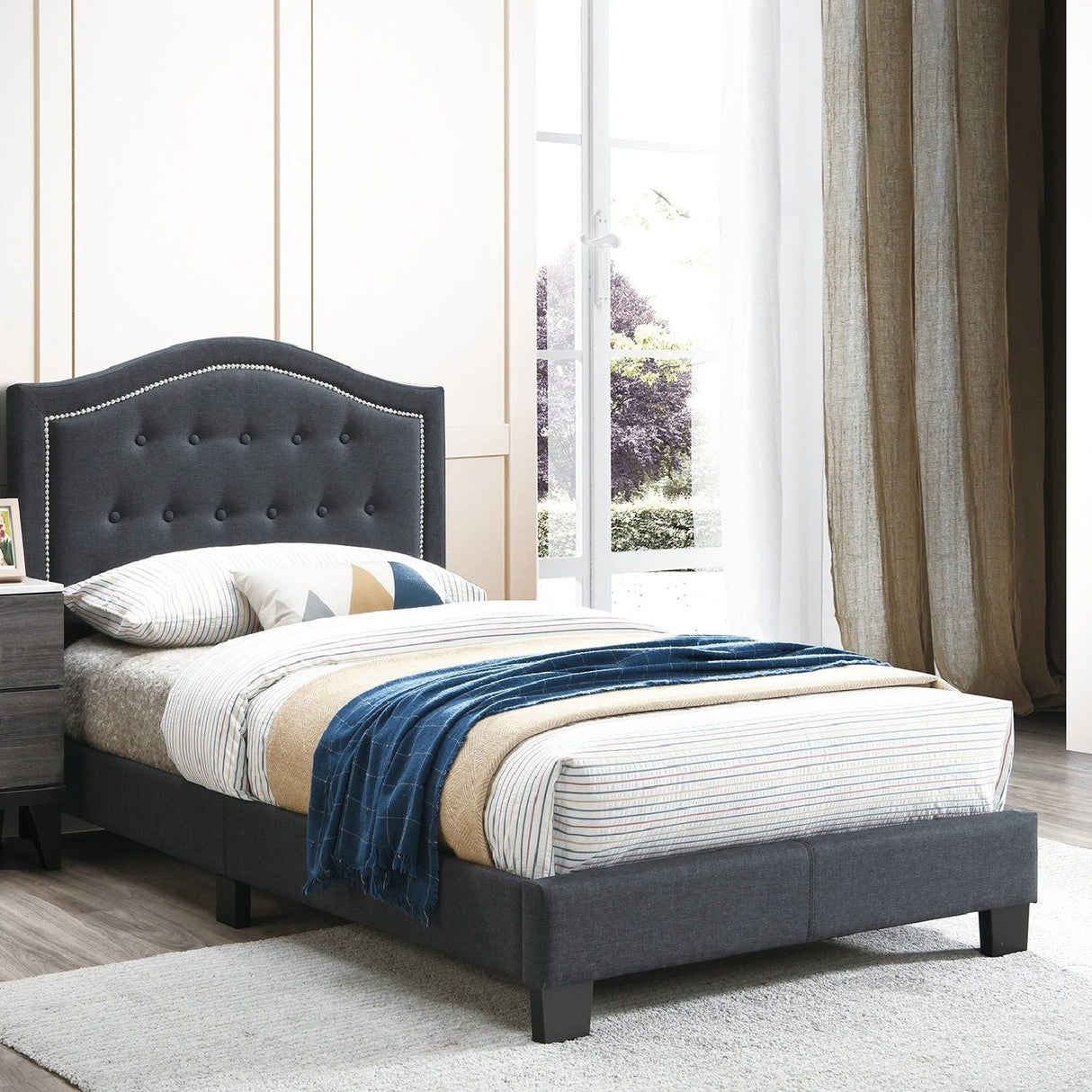 European Style Bed, Button Tufted Headboard