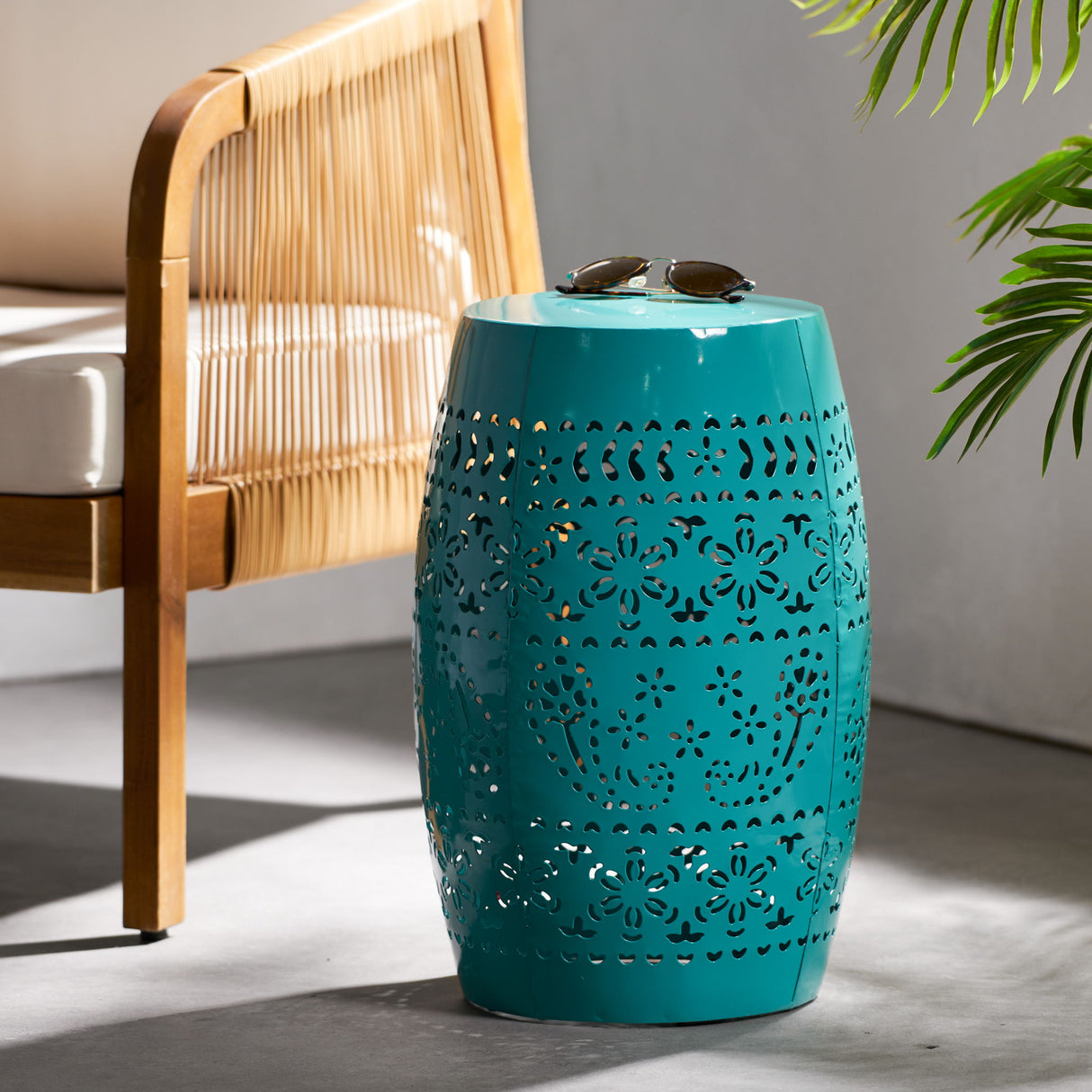 12" Outdoor Lace Cut Side Table
