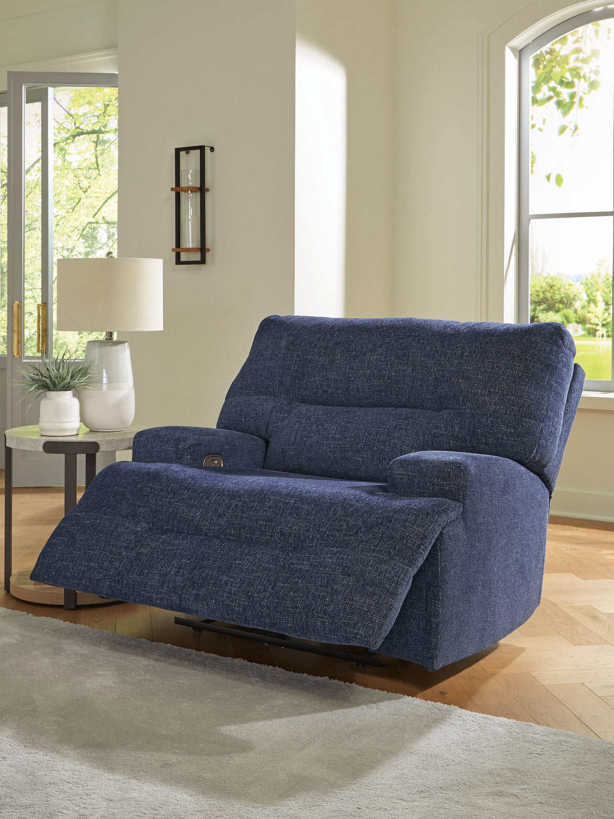 Acklen Place Oversized Power Recliner - 9360782