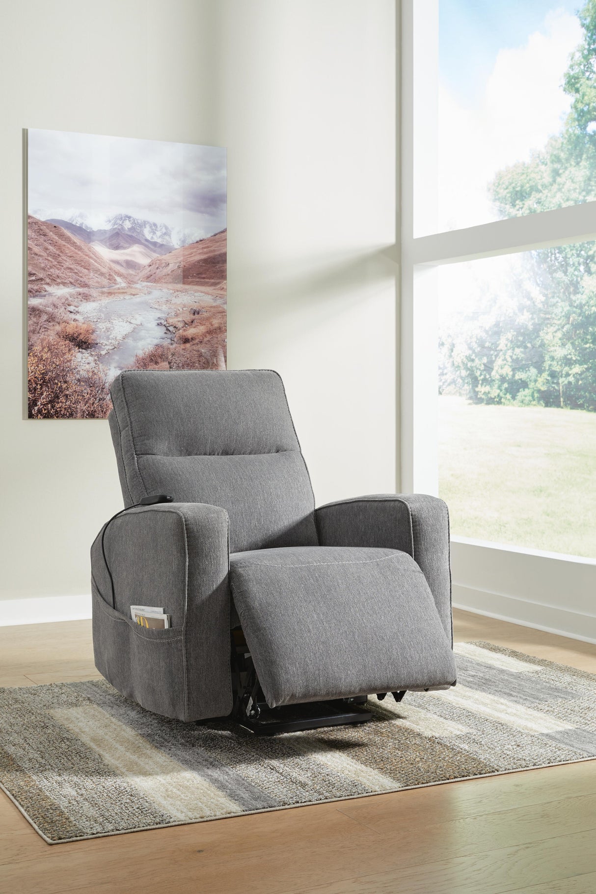 Starganza Power Lift Recliner - 9370412