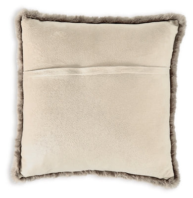 Gariland Pillow (Set of 4) - A1000866