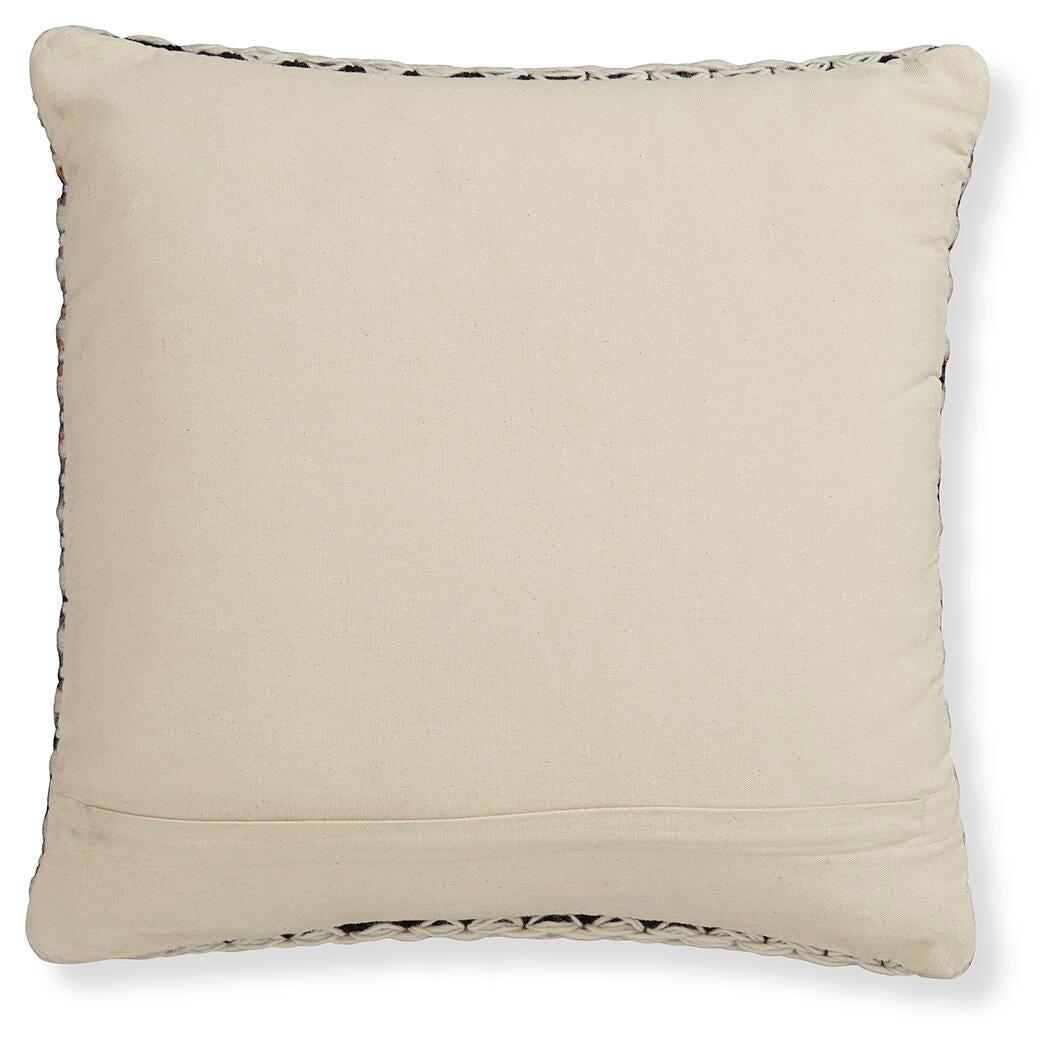 Nealington Pillow - A1000929P