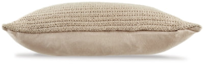 Abreyah Pillow - A1000957P