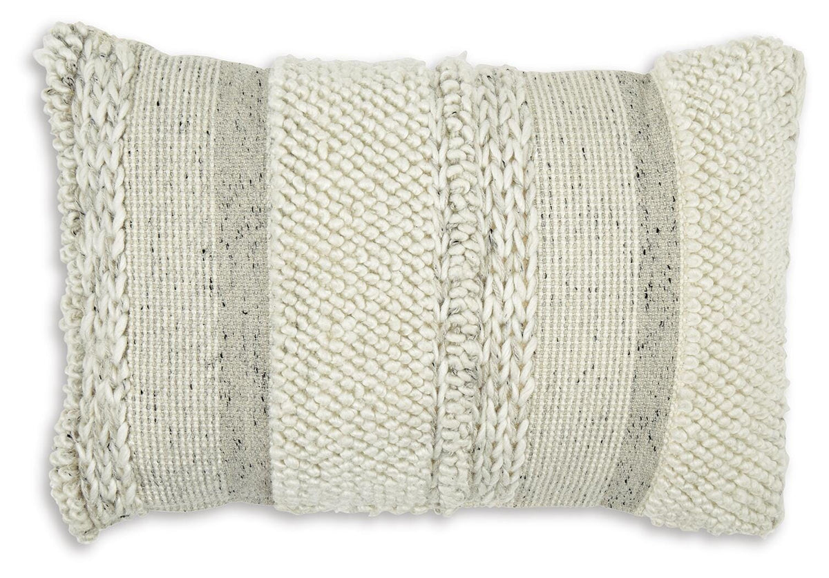 Standon Pillow - A1001005P